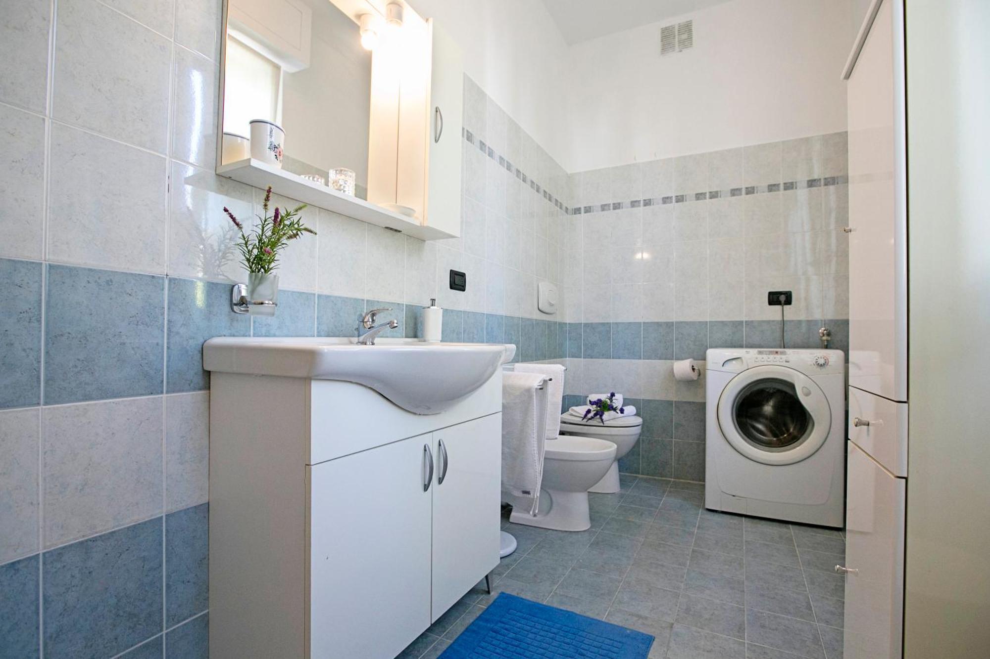 Villa Mimosa - Appartamento 1 - Happy Rentals Дезенцано-дель-Гарда Экстерьер фото