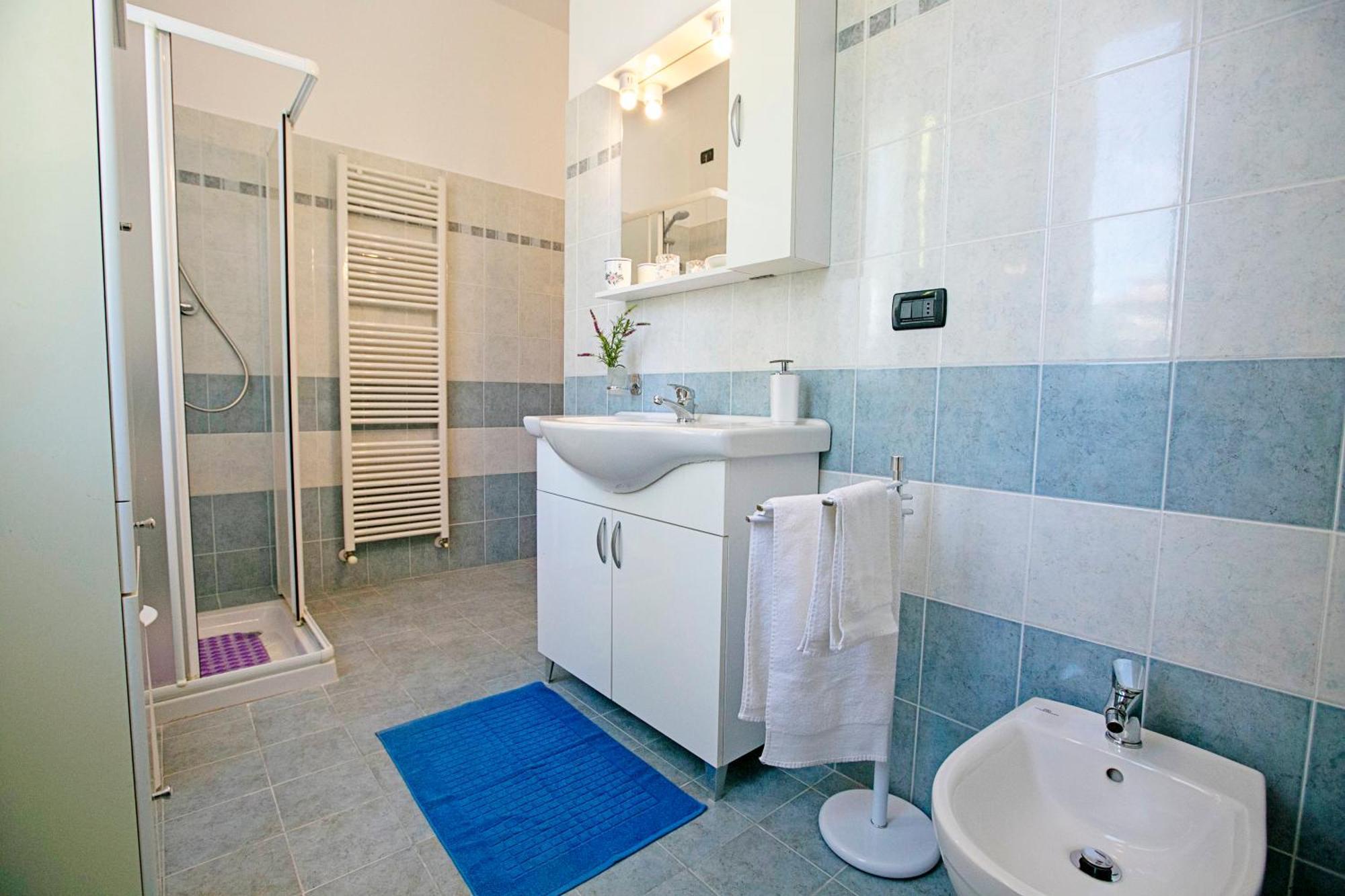 Villa Mimosa - Appartamento 1 - Happy Rentals Дезенцано-дель-Гарда Экстерьер фото